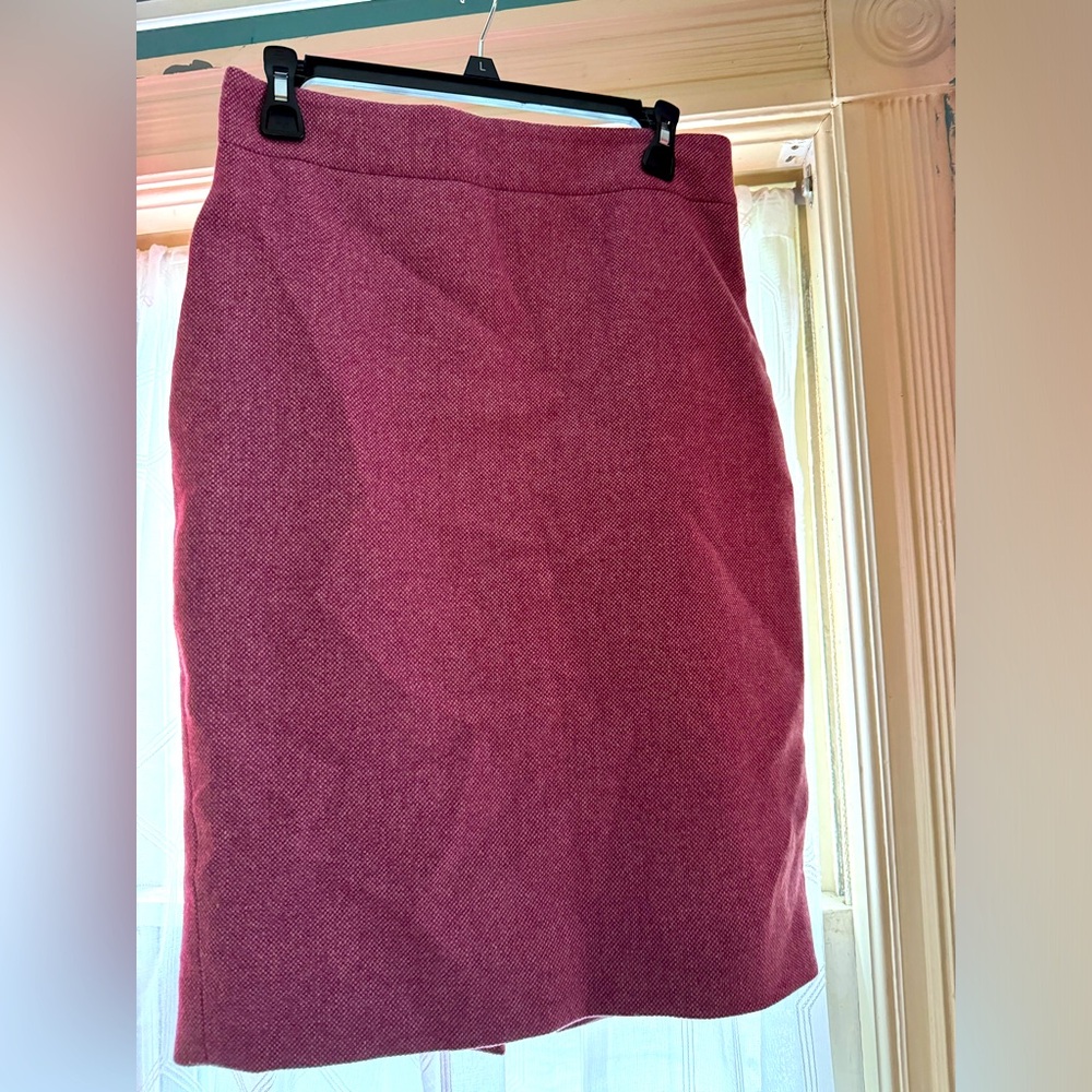 J Crew No. 2 Pencil skirt. Wool, fully lined, size 6